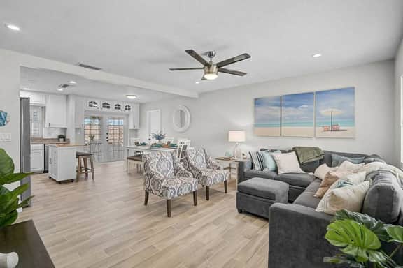 10 Min to Anna Maria Island | Near IMG | Parkside